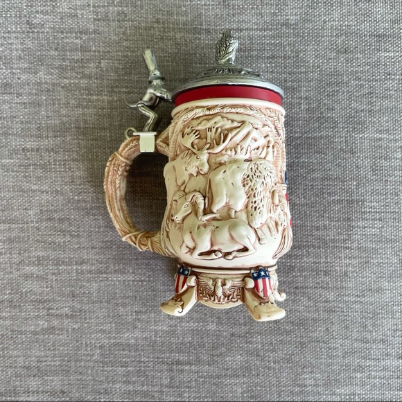 New 2021 Hallmark Beer Stein Keepsake Ornament - Picture 4 of 8